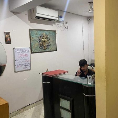 Hotel O Devansh Inn New Delhi Ngoại thất bức ảnh